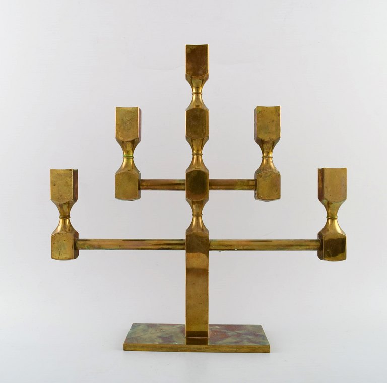Gusum metal, brass candlestick for five light.
