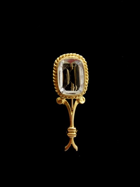 14 karat gold brooch with aquamarine sold