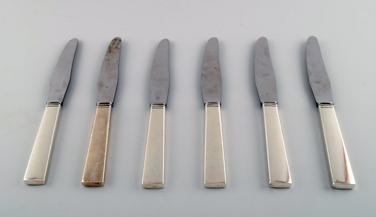 Georg Jensen Sterling Silver Block / Acadia.
6 knives.