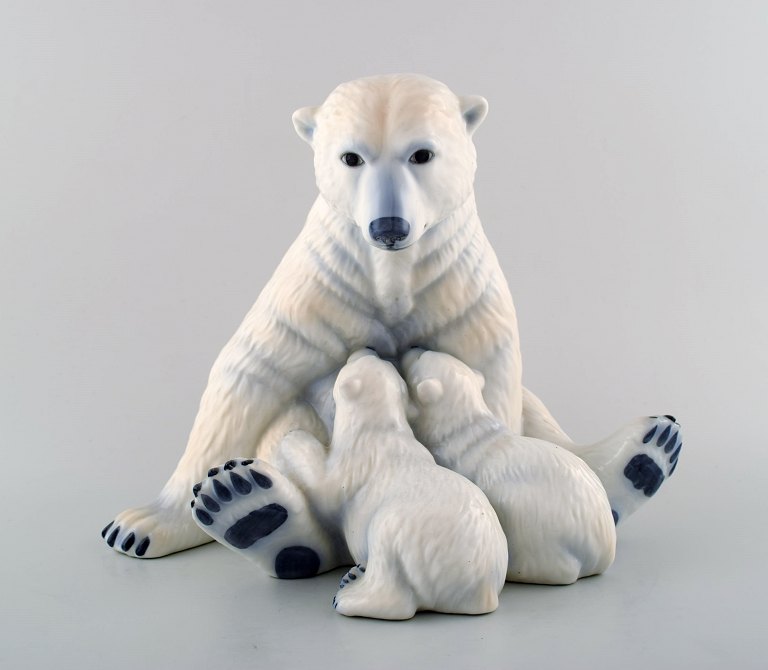 Rare Royal Copenhagen Polar bears, porcelain figure, no. 087.
