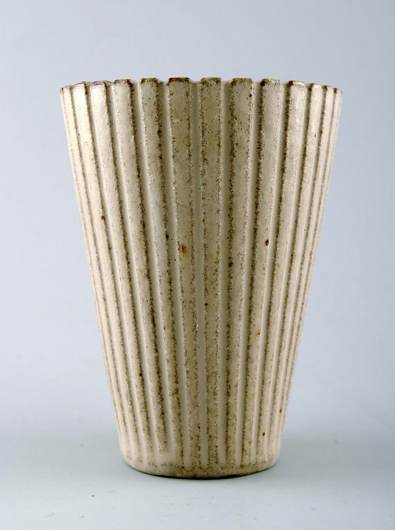 Arne Bang. Keramik vase.