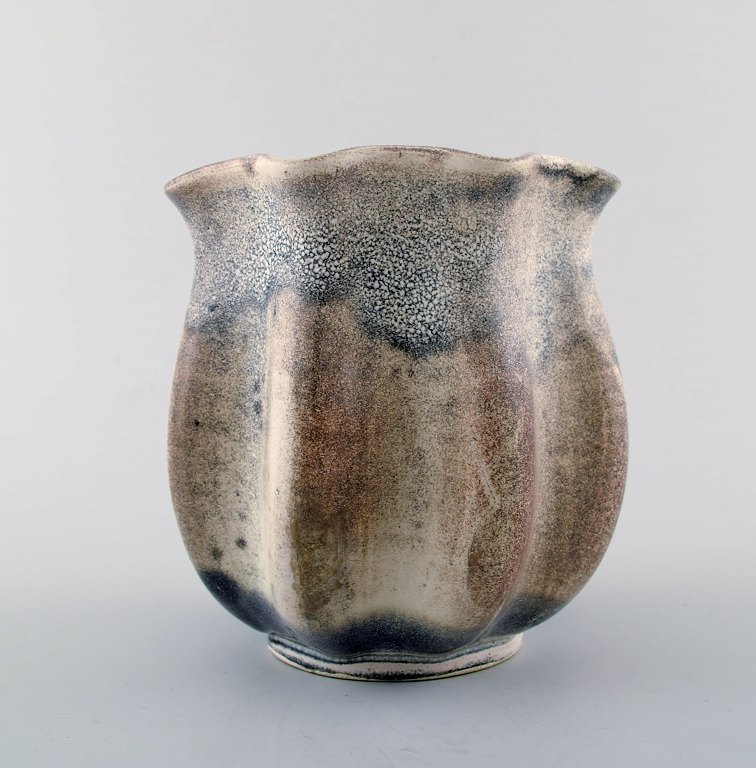 Kähler, Denmark, glazed vase, 1940s.
Designed by Svend Hammershøi.