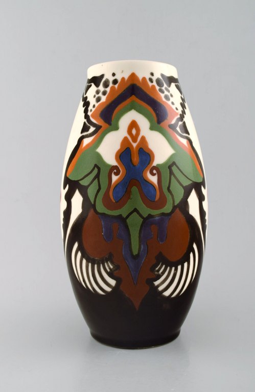 Eskaf, Holland art nouveau keramik vase.
Håndmalet, 1930´erne.