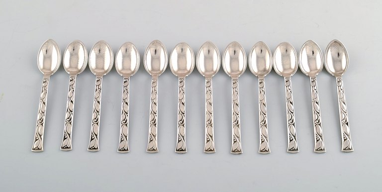 Evald Nielsen no. 30 (leaf pattern), set of 12 coffee spoons sterling silver.