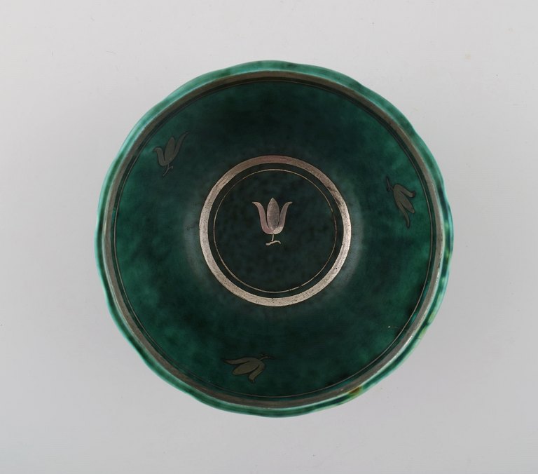 Wilhelm Kåge, Gustavsberg, Argenta Art deco bowl decorated with flower buds.
