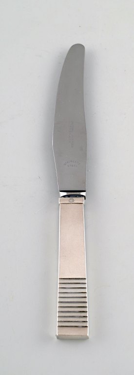 Georg Jensen Parallel. Lunch knife in sterling silver.
