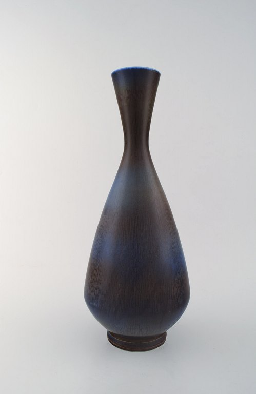 Berndt Friberg Studio stor keramikvase. Moderne svensk design. Unika, håndlavet. 

