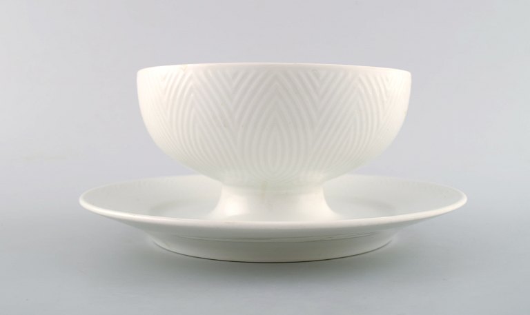 Royal Copenhagen Axel Salto service, White.
Gravy boat.