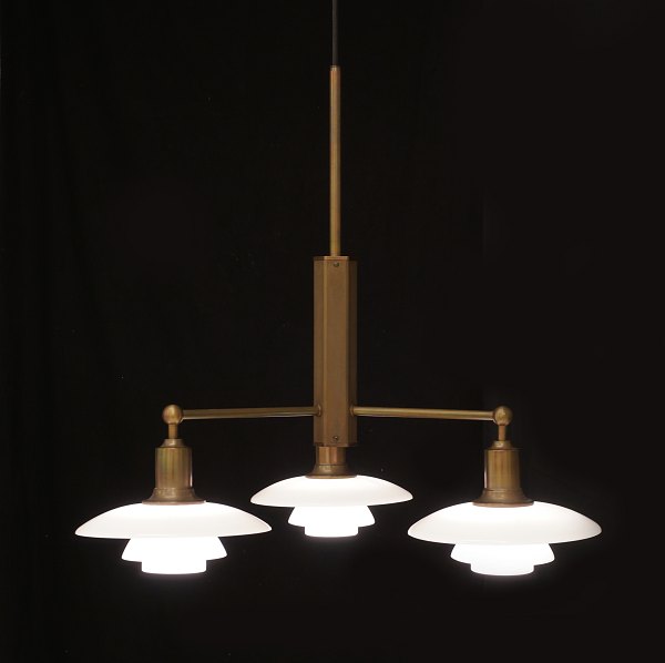 Poul Henningsen: Chandelier. Made by Louis Poulsen. H: 57cm. D: 57cm