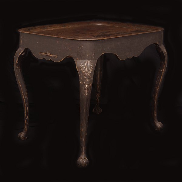 A black decorated Rococo table with metal tray top. Denmark circa 1760. H: 
72,5cm. Top: 67x84cm