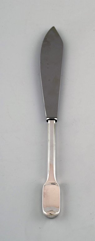 Cohr, Old danish lagkagekniv i tretårnet sølv. Ca. 1950. 
