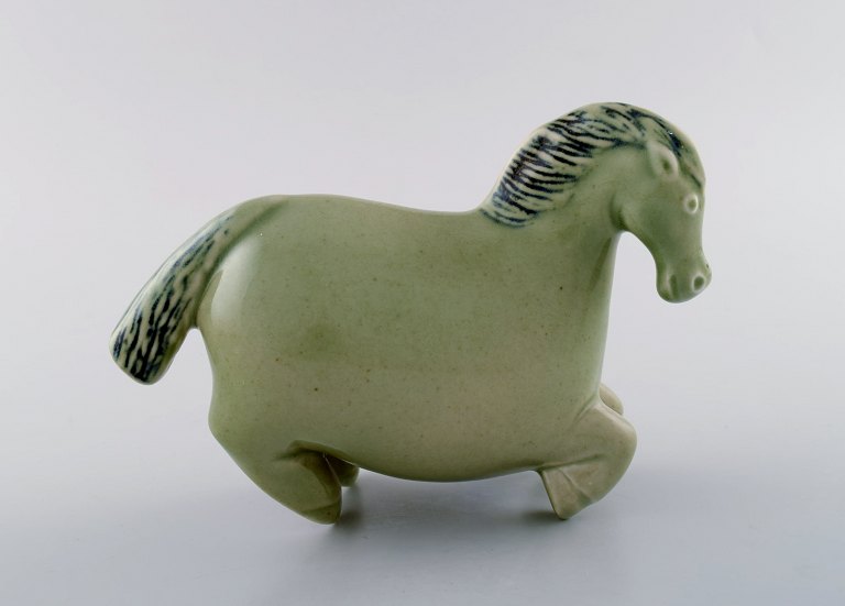 Stig Lindberg for Gustavsberg.
Horse figure of stoneware, decorated with green Celadon glaze.