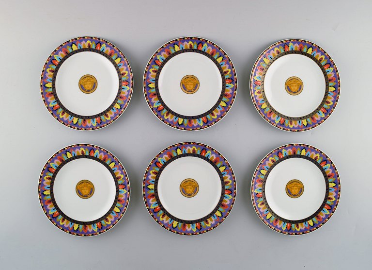 Gianni Versace for Rosenthal. 6 "Le Cirque" plates.