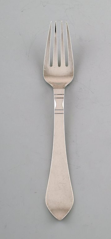 Georg Jensen Continental (Antik) hammerslået middagsgaffel.
