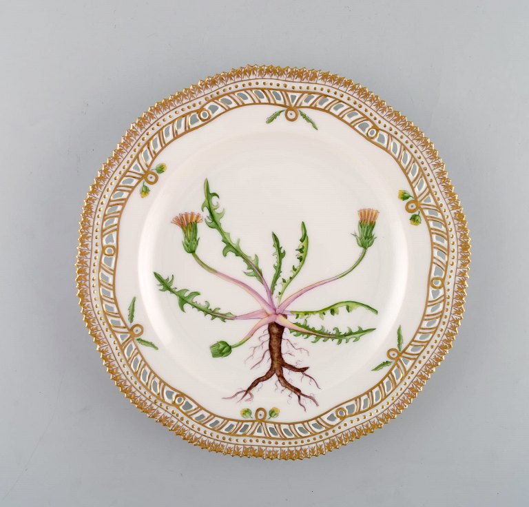 Royal Copenhagen Flora Danica openwork plate # 20/3554.
