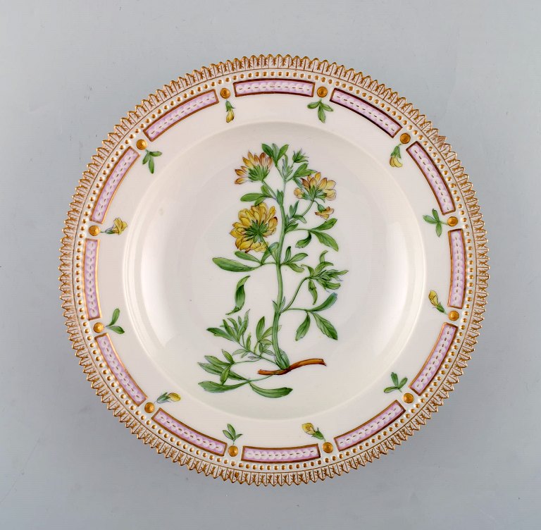 Royal Copenhagen flora danica deep plate.
Model number 20/3546.