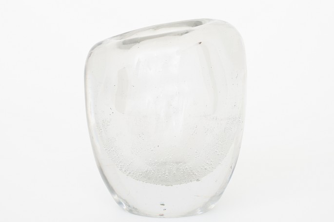 Kaj Frank / Iittala 
Vase in glass with soda effect
1 pc. in stock
Original condition
