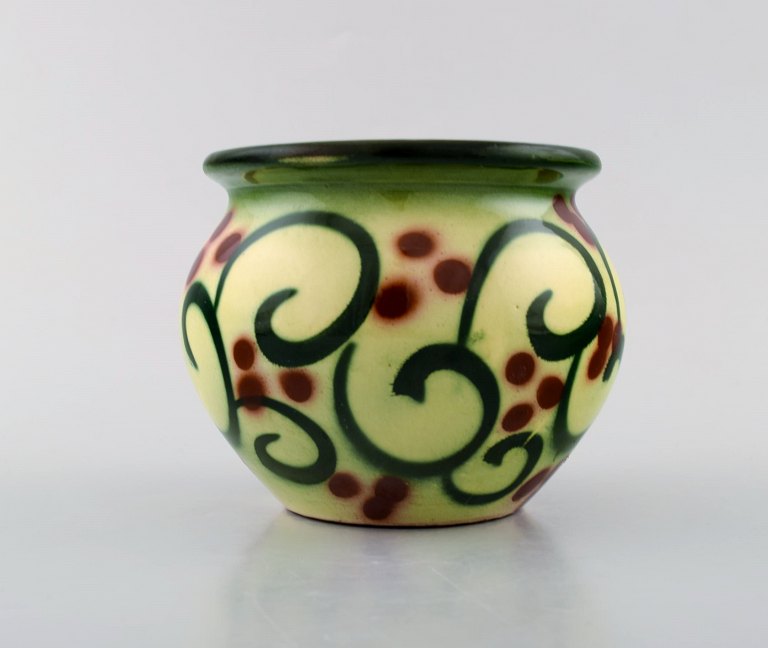 Danish ceramist. Small flower pot in glazed ceramics. 1950 / 60