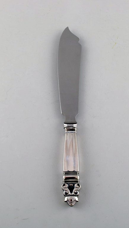 Georg Jensen "Konge" lagkagekniv i sterlingsølv og rustfrit stål. Dateret 
1933-44.