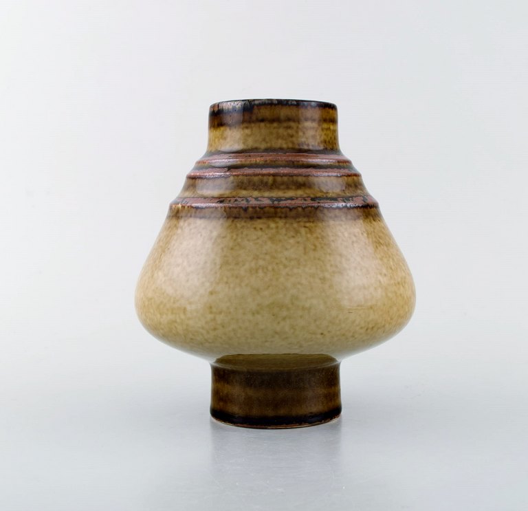 Gösta Andersson for Rörstrand. Vase in glazed ceramics. Mid 20th century.