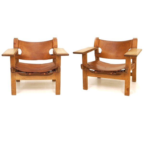 Børge Mogensen: A pair of oak and leather "The Spanish Chair". Børge Mogensen 
2226