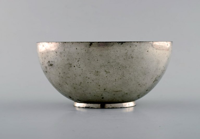 Just Andersen. Early bowl in pewter. 1930