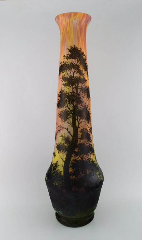 Daum Nancy, France. Colossal floor vase in mouth-blown art glass. "Paysage, 
soleil couchant" / "Landscape with sunset". Dated 1911-13.
