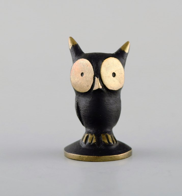 Walter Bosse, Austrian artist and designer (b. 1904, 1974) for Herta Baller. 
"Black gold line" owl in bronze. 1950