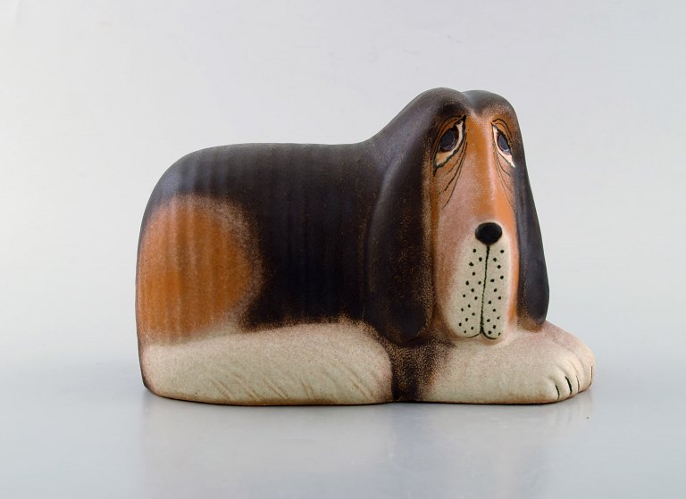 Lisa Larson for K-Studion/Gustavsberg. Hund i glaseret keramik. 1900-tallet.
