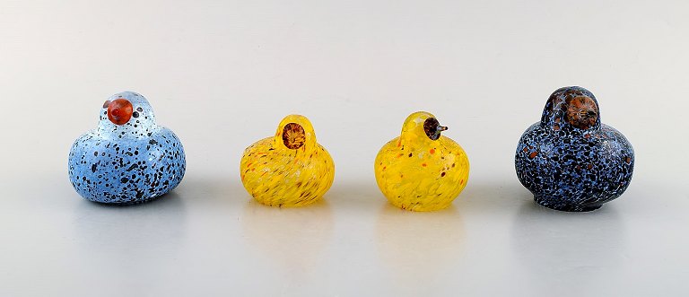 Swedish glass art. Four birds in mouth blown art glass. 1980