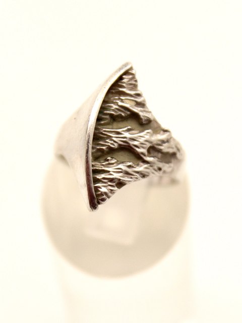 B Hertz sterling silver ring