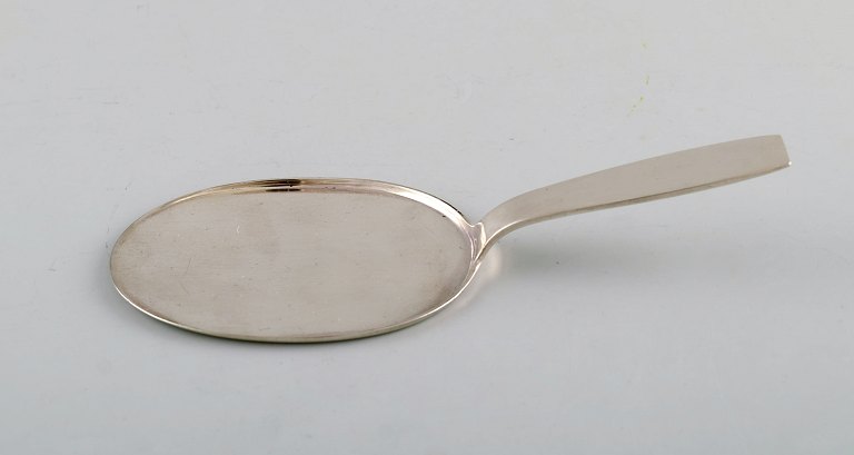 Evald Nielsen nummer 36 art deco serveringsspade i sterlingsølv. 1930