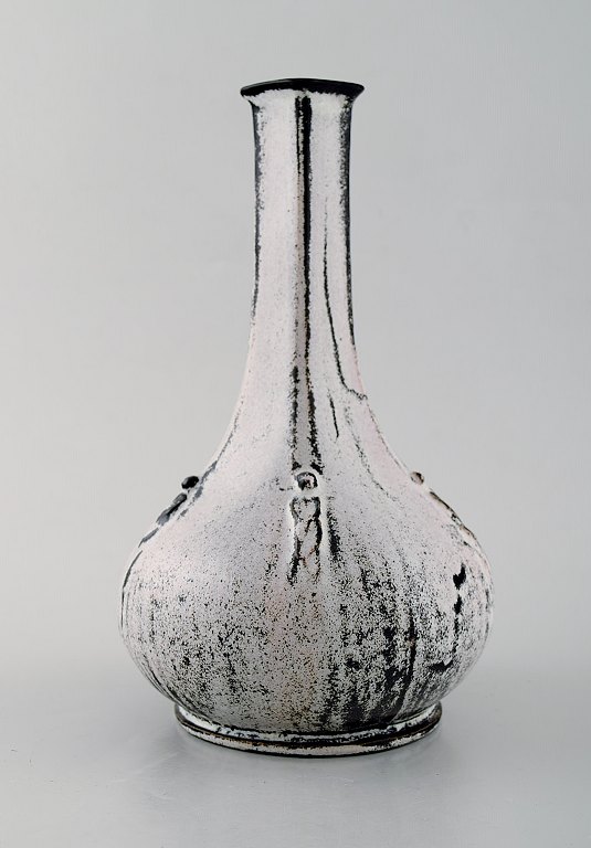 Svend Hammershøi for Kähler, Denmark. Vase in glazed stoneware. Beautiful gray 
black double glaze. 1930 / 40