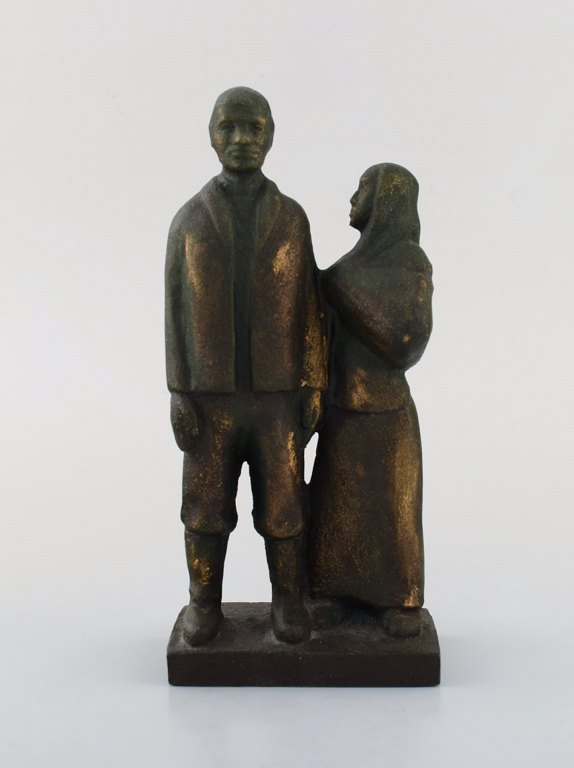 Bronze sculpture on marble base. Elderly couple. 1950