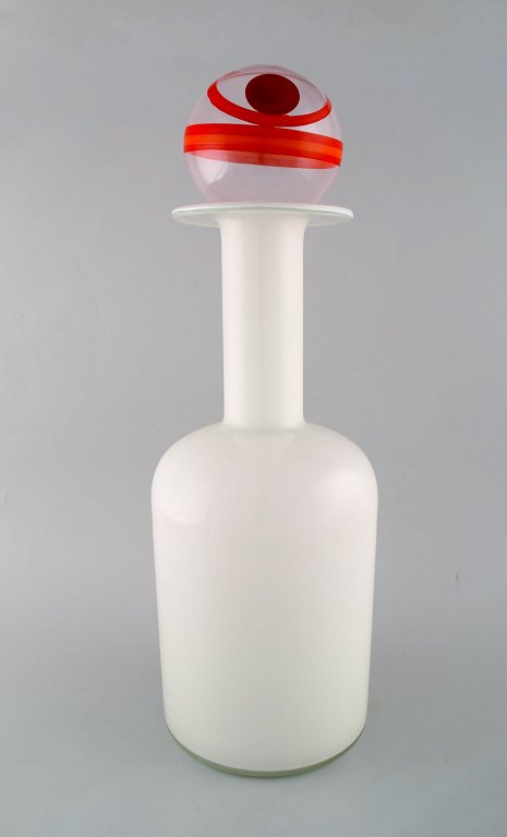 Otto Brauer for Holmegaard. Large vase / bottle in white art glass with ball. 
1960