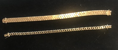 gold bracelet brick 6,800 kr, gold bracelet armourgold 585brick 19 cm, 22.6 g, 6,800 KR., armor 18.5 cm, 12.5 g, 3,750 KR.Good condition