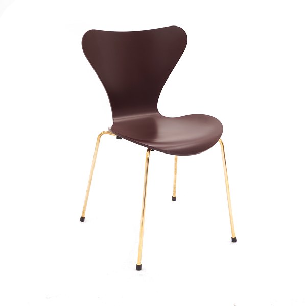 Arne Jacobsen: A 60 years anniversary chair, gold plated. Made by Fritz Hansen