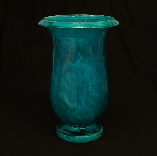 Grosse Kähler-Vase. Signiert. H: 47,5cm. D: 32cm