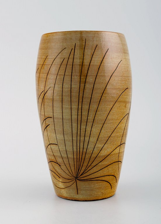 Ingrid Atterberg for Upsala Ekeby. Papyrus vase i glaseret stentøj. Midt 
1900-tallet. 
