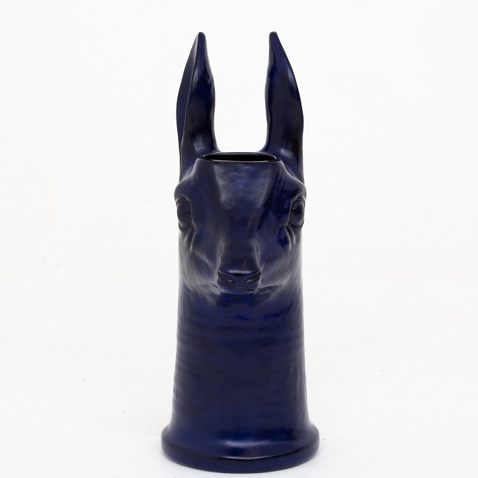 Jeanne Grut / AluminiaSculptural vase in stoneware of a deer