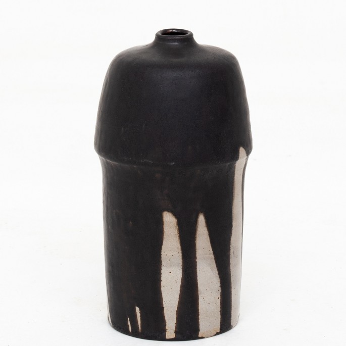 Ukendt Stoneware vase w. running black glaze. Unknown signature.1 pc. in stockOriginal condition