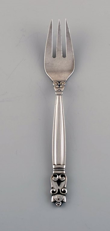 Georg Jensen Acorn fish fork in sterling silver.
