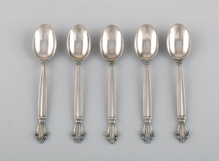 Five Georg Jensen Acanthus coffee spoons in sterling silver.
