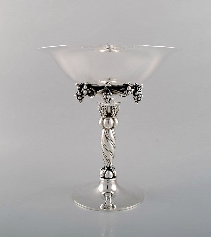 Large Georg Jensen grape centrepiece in sterling silver. Model number 264A.
