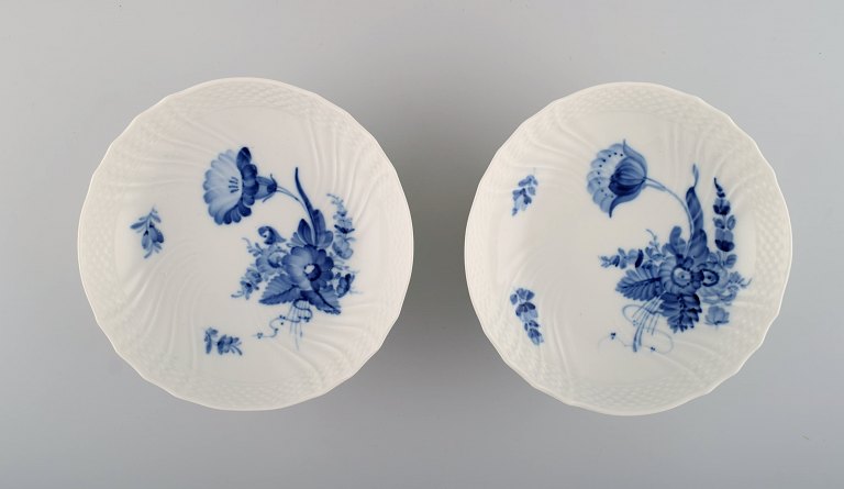 Two Royal Copenhagen Blue Flower Curved compotes. Model number 10/1532. 1960s.
