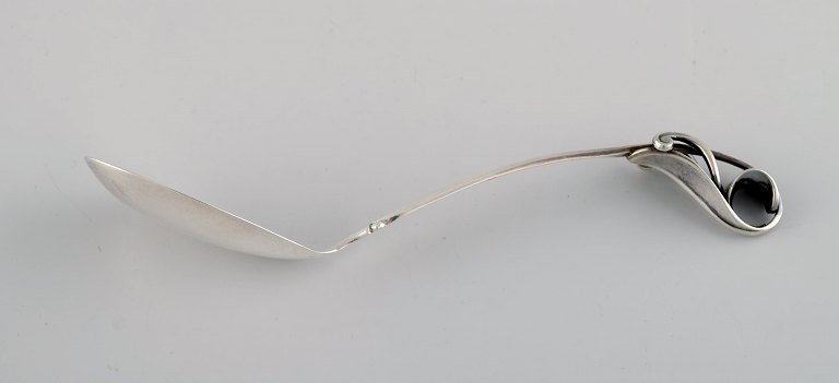 Danish silversmith. Jam spoon in silver (830). Dated 1948.
