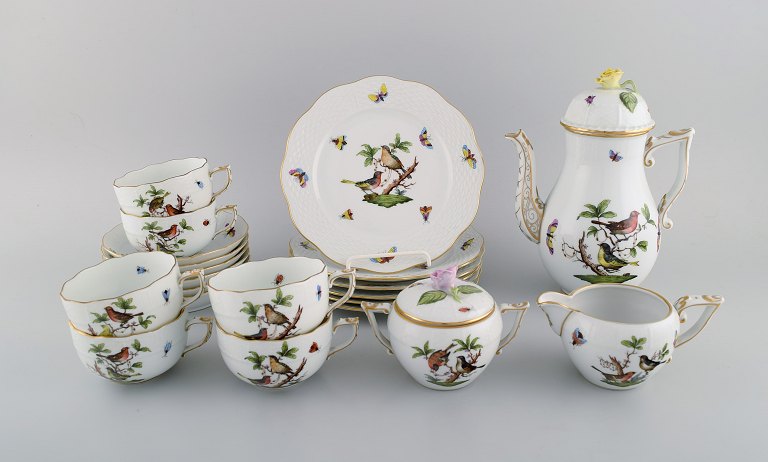 Herend Rothschild Bird kaffeservice i håndmalet porcelæn til seks personer. Midt 
1900-tallet.
