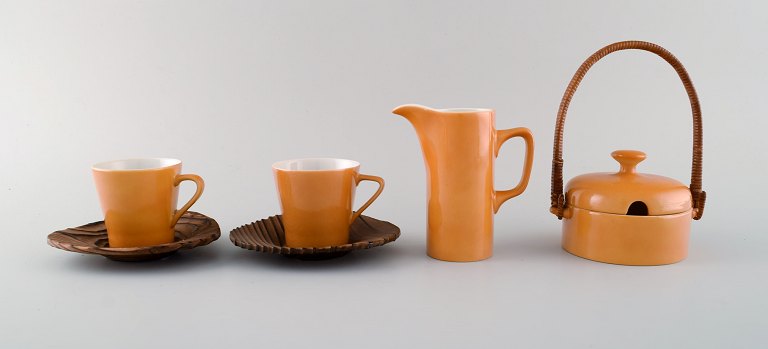 Kenji Fujita for Tackett Associates. Kaffesservice i porcelæn til to personer. 
Dateret 1953-56.
