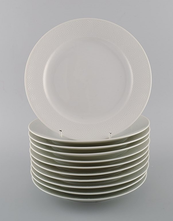Royal Copenhagen. Salto service, White. 11 lunch plates. 1960s.
