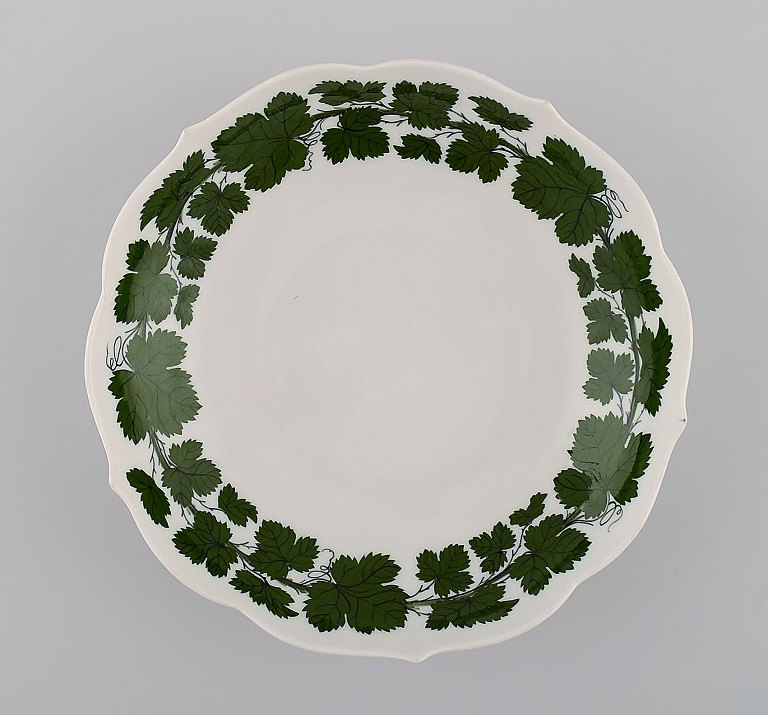 Meissen Green Ivy Vine Leaf skål i håndmalet porcelæn. 1900-tallet.
